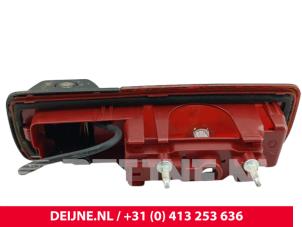 Opel Vivaro Extra Remlicht midden O306241 foto 3