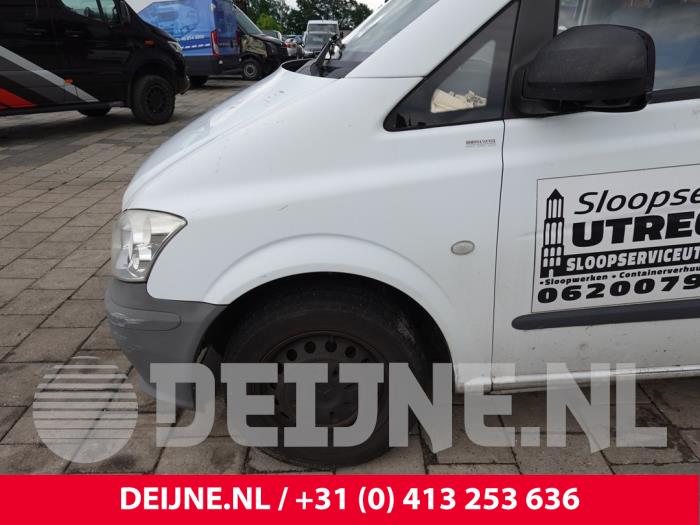 Mercedes Vito Dreieckfenster links vorne O306304