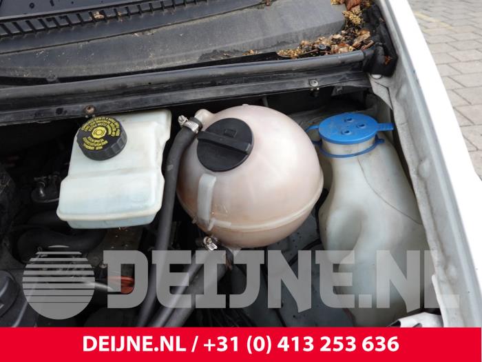 Mercedes Vito Ausgleichsbehälter O306307