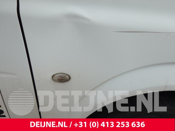 Mercedes Vito Blinker Kotflügel rechts vorne O306318