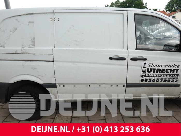 Mercedes Vito Schuifdeur rechts O306356