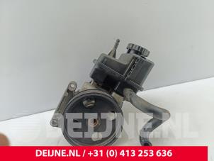 Mercedes Vito Lenkkraftverstärker Pumpe O306363 foto 2