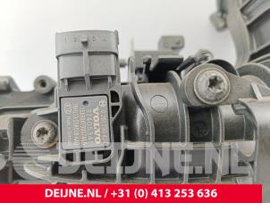 Volvo XC90 Intake manifold O306419 photo 2