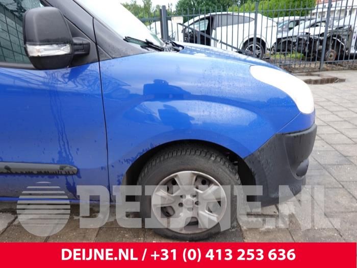 Fiat Doblo Kotflügel rechts vorne O306497