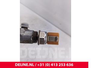 Volkswagen Transporter Einspritzdüse (Einspritzer) O306548 foto 3