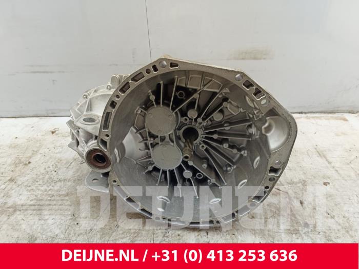 Renault Master Versnellingsbak O306555