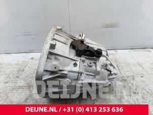 Renault Master Getriebe O306555 foto 2
