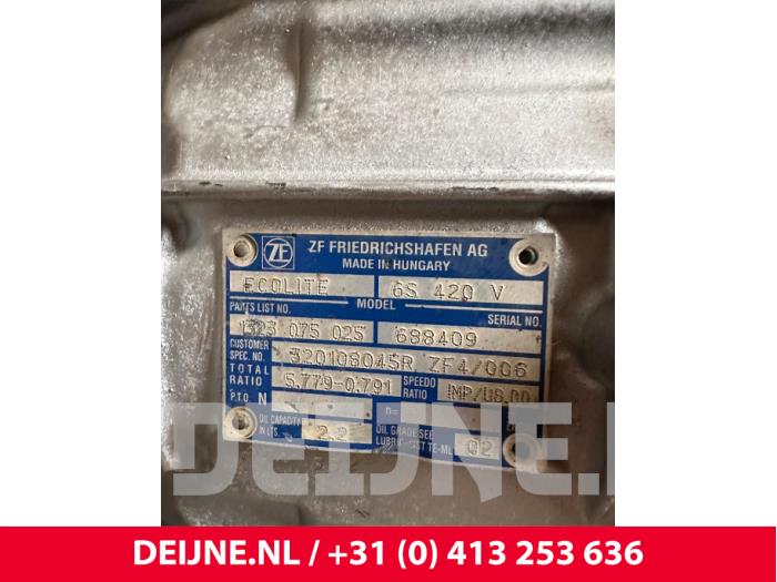 Renault Master Versnellingsbak O306558