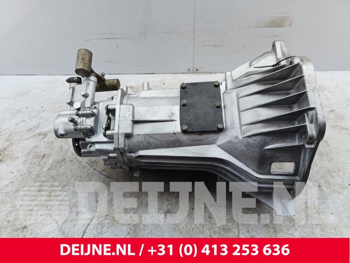 Gebruikte Versnellingsbak Iveco New Daily IV 29L10 Prijs € 1.996,50 Inclusief btw aangeboden door van Deijne Onderdelen Uden B.V.