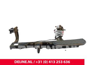 Volkswagen Crafter Towbar O306682 photo 3