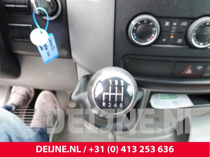 Volkswagen Crafter Schaltung O306693