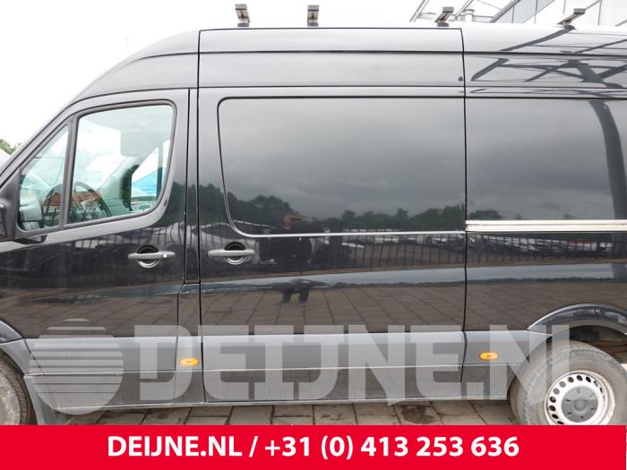 Volkswagen Crafter Schiebetür links O306721