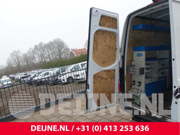 Mercedes Sprinter Cargo bed lining O306725