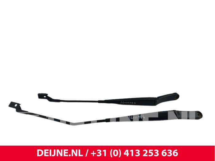 Volkswagen Caddy Scheibenwischerarm-Set O306731