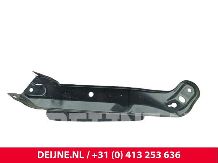 Volkswagen Crafter Koplampframe rechts O306732