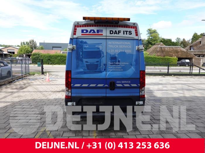 Iveco New Daily Achterdeur Bus-Bestelauto O306752