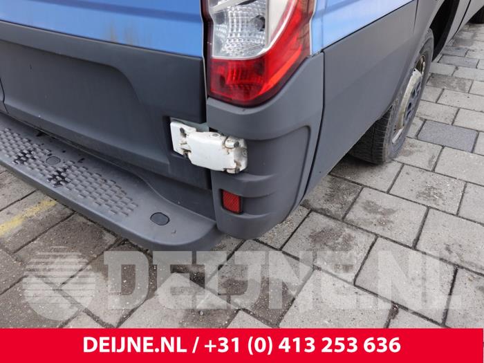 Iveco New Daily Bumperhoek rechts-achter O306767