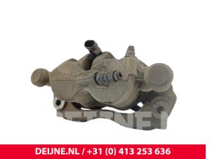 Iveco New Daily Bremszange links vorne O306810 foto 3