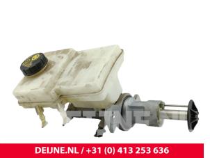 Volkswagen Crafter Hauptbremszylinder O306902 foto 3