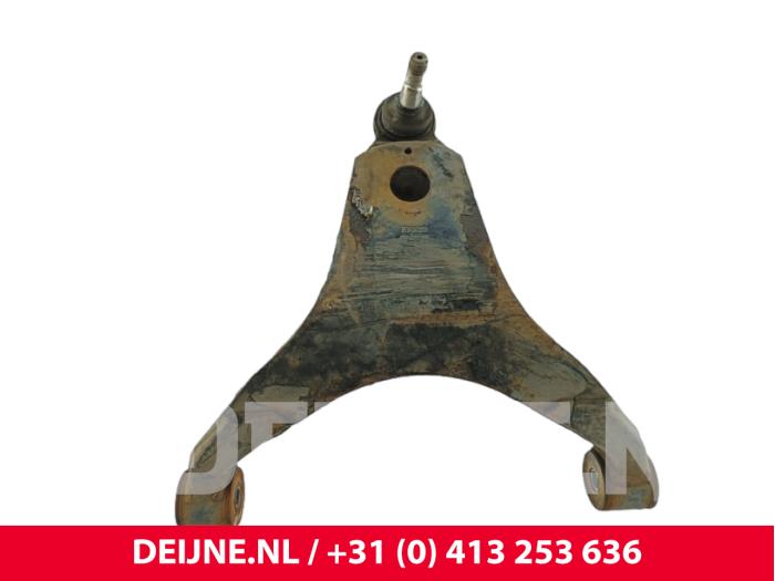 Iveco New Daily Draagarm rechts-voor O306911