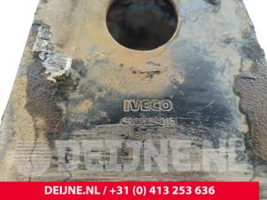 Iveco New Daily Querlenker rechts vorne O306911 foto 3