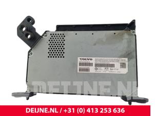 Volvo XC60 Radio versterker O306924 foto 2