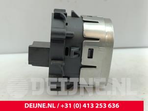 Mercedes Sprinter Start/Stopp Schalter O307050 foto 3