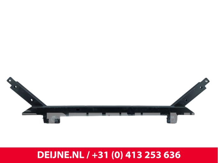 Volvo XC60 Kühler O307054
