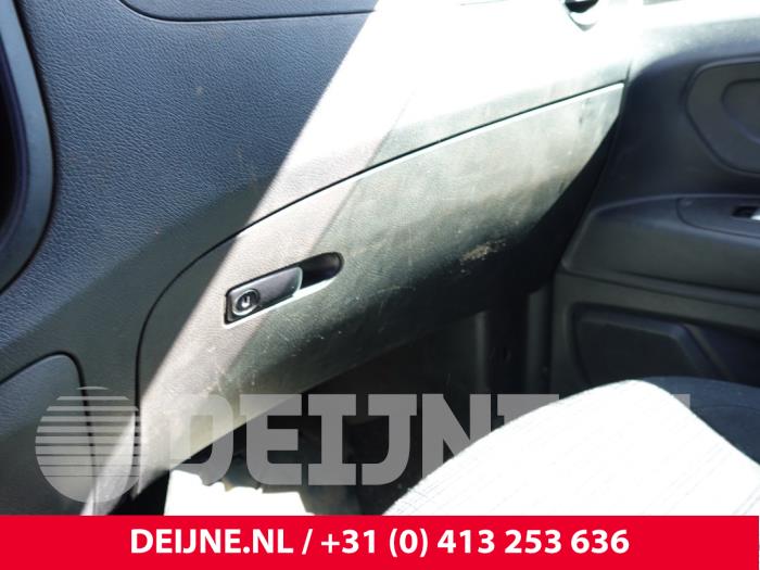 Mercedes Vito Handschuhfach O307243