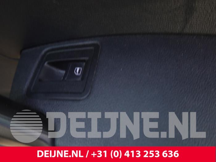 Volkswagen Caddy Elektrisches Fenster Schalter O307444