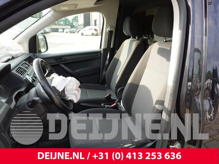 Volkswagen Caddy Sitz links O307503
