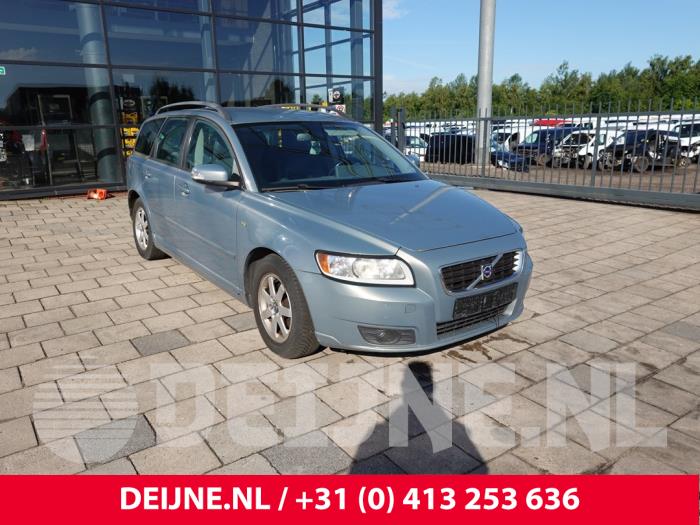 Volvo V50 Stoßstange vorne O308069