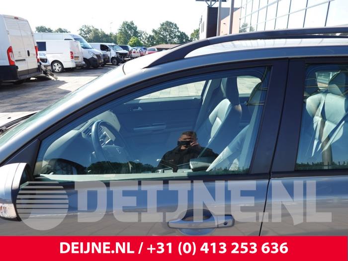 Volvo V50 Türscheibe 4-türig links vorne O308080