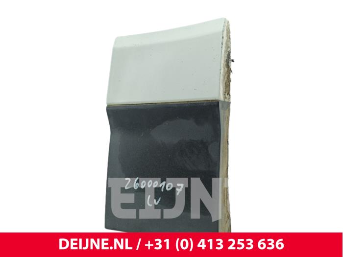 Maxus eDeliver 9 B-stijl sierlijst exterieur O308370