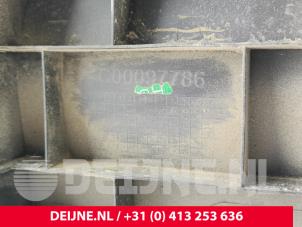 Maxus eDeliver 9 B-pillar cover O308370 photo 3
