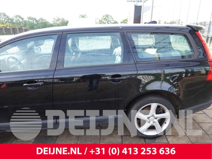 Volvo V70 Tür 4-türig links hinten O308326