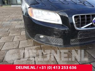 Volvo V70 Voorbumper O308357 foto 2