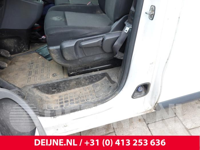 Citroen Jumpy Sliding door entry level right O308511