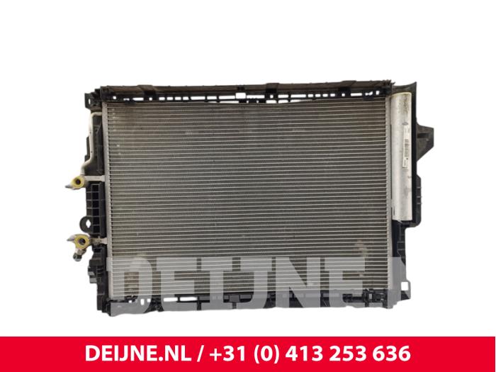 Gebruikte Airco Condensor Volvo V60 Cross Country II (ZZ) 2.0 B4 16V Mild Hybrid AWD Prijs € 200,00 Margeregeling aangeboden door van Deijne Onderdelen Uden B.V.