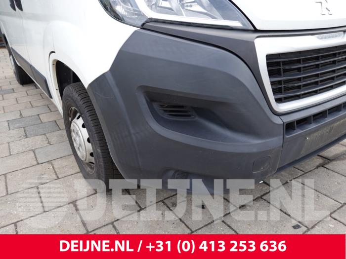 Peugeot Boxer Stoßstangenecke rechts vorne O308687