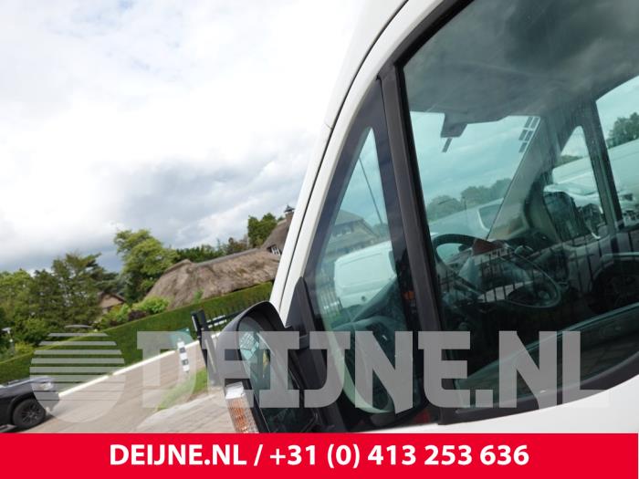 Peugeot Boxer Dreieckfenster links vorne O308695