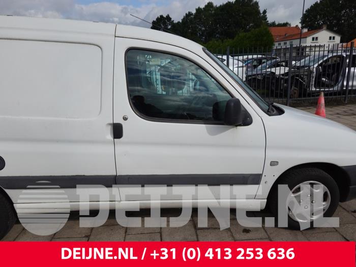 Peugeot Partner Tür 2-türig rechts O308836