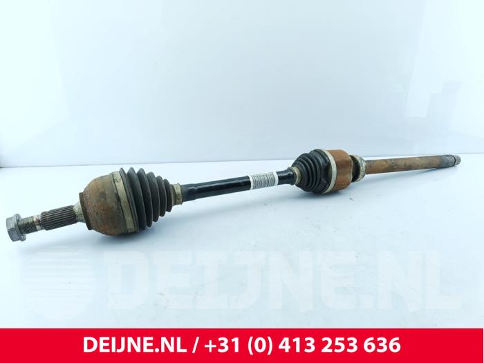 Toyota Pro-Ace Aandrijfas rechts-voor O308891