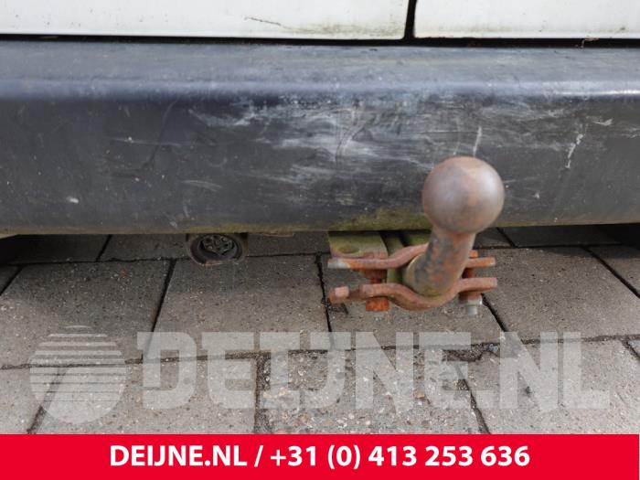 Peugeot Partner Anhängerkupplung O308948