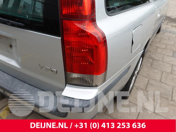 Volvo V70 Rücklicht rechts O309043
