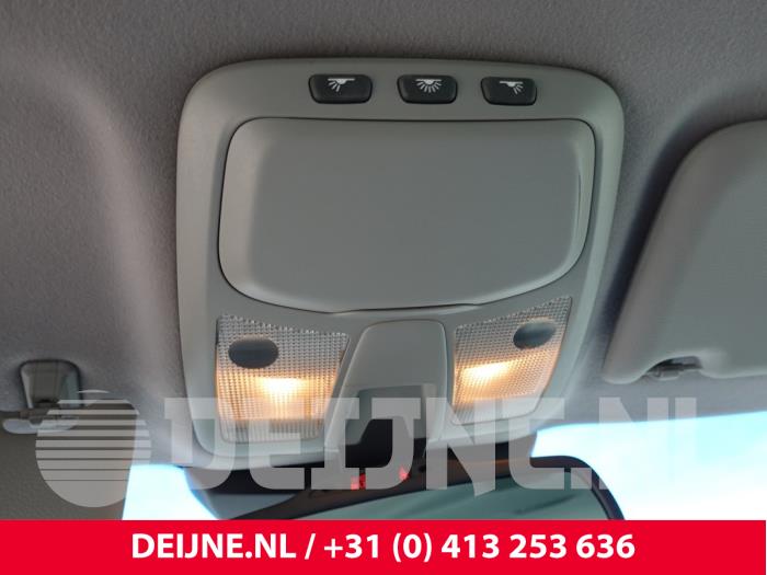 Volvo V70 Innenbeleuchtung vorne O309052