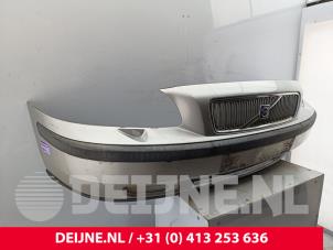 Volvo V70 Voorbumper O309149 foto 2