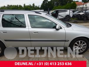 Volvo V70 Seitenschürze rechts O309157 foto 2