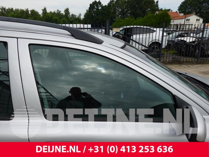Volvo V70 Türscheibe 4-türig rechts vorne O309163
