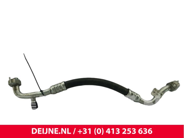 Mercedes Vito Air conditioning line O309547